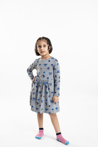 Abstract Adventure Full Sleeve Dress with Pockets in Cloudy Grey