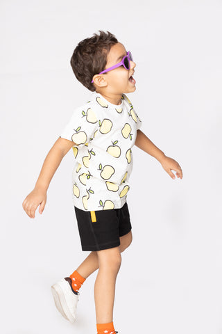 Color Pocket Shorts in Black - Unisex